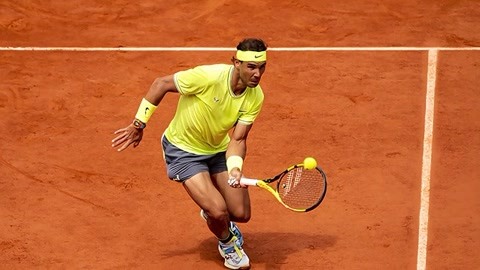 据背后是球 据背后是球