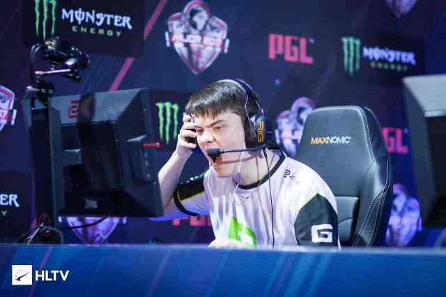 更是球队综 更是球队综