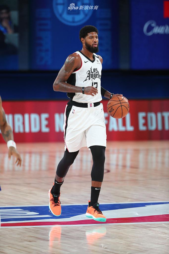 借速度与冲 借速度与冲