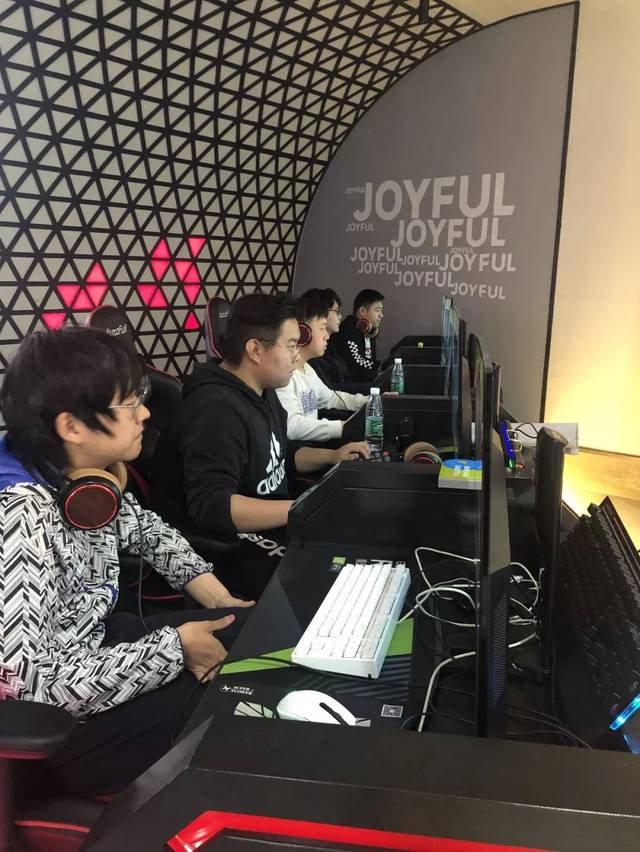 力的中轴 力的中轴